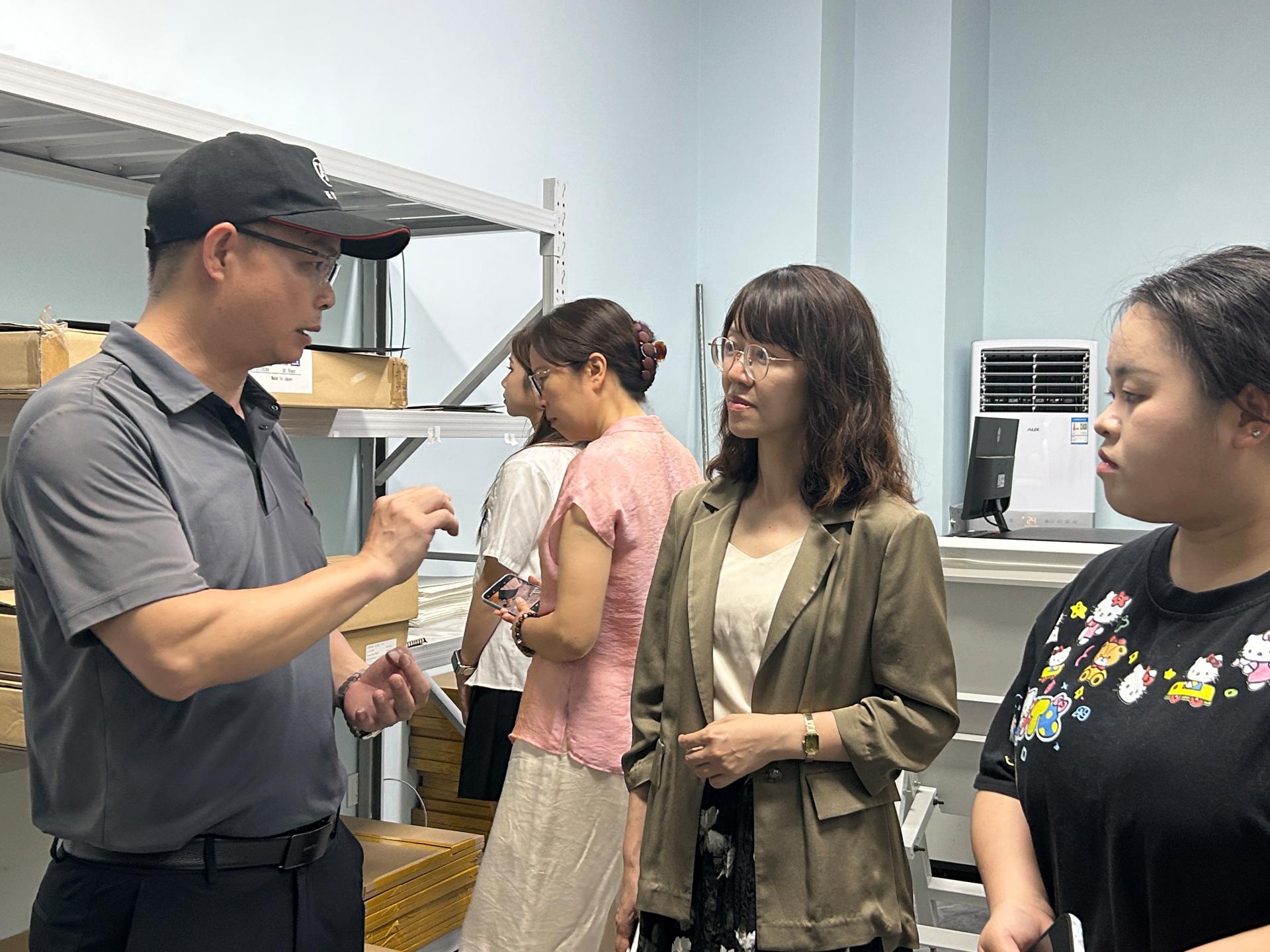 工厂参观.jpg