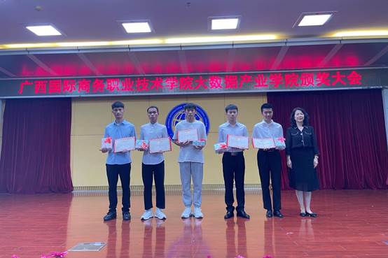 说明: 95907e4c11f21e5b4d9598859d55821
